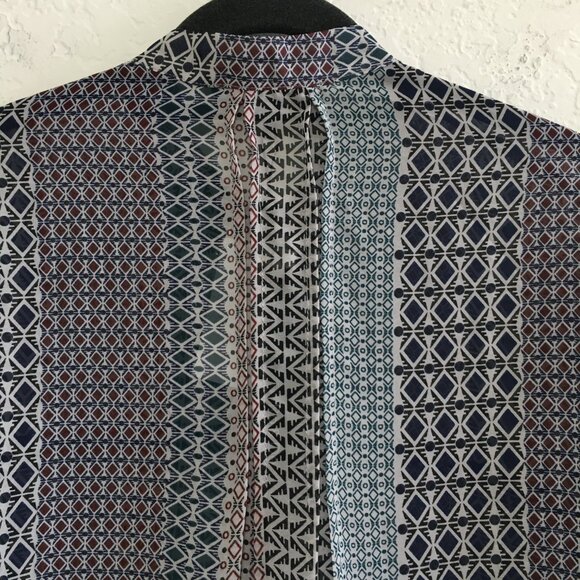 Ro & De Tunic NWT Sheer Band Collar 1/2 Button Down Blouse Gray Navy Blue - Picture 7 of 13